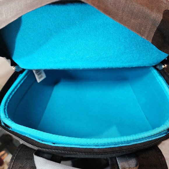 Thule Camera Backpack - Picture 4 of 8